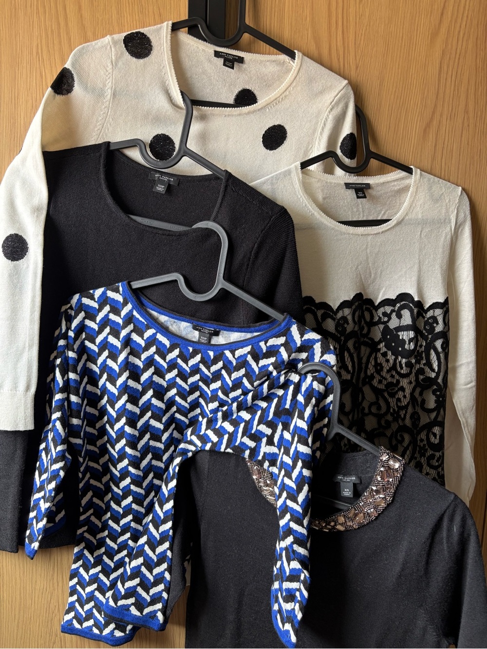 Ann Taylor Women's Long-Sleeve Top Set – Black, White & Blue Mix
